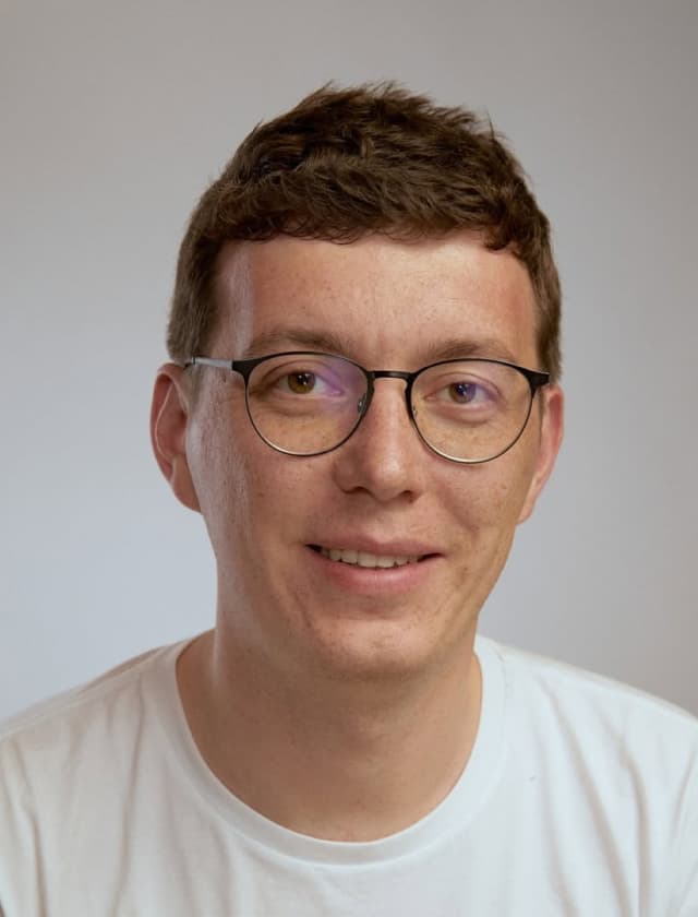 Artur Evstefeev