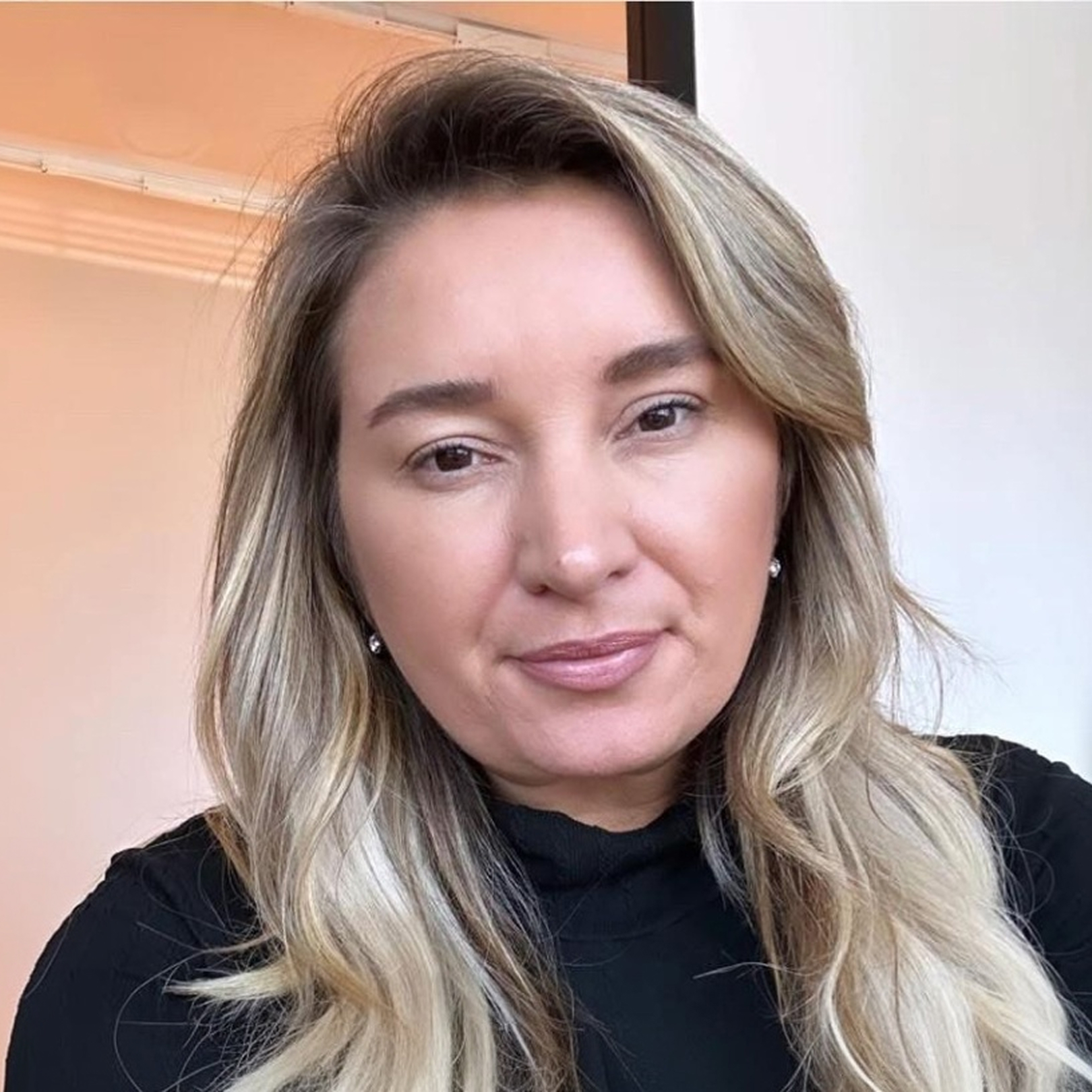 Engagement, Served Hot: Rouba’s DMs Deliver 2x the Industry Average