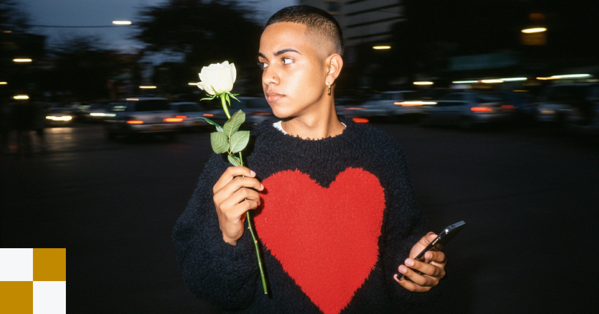 How Social Media is Rewriting the Romance Playbook
