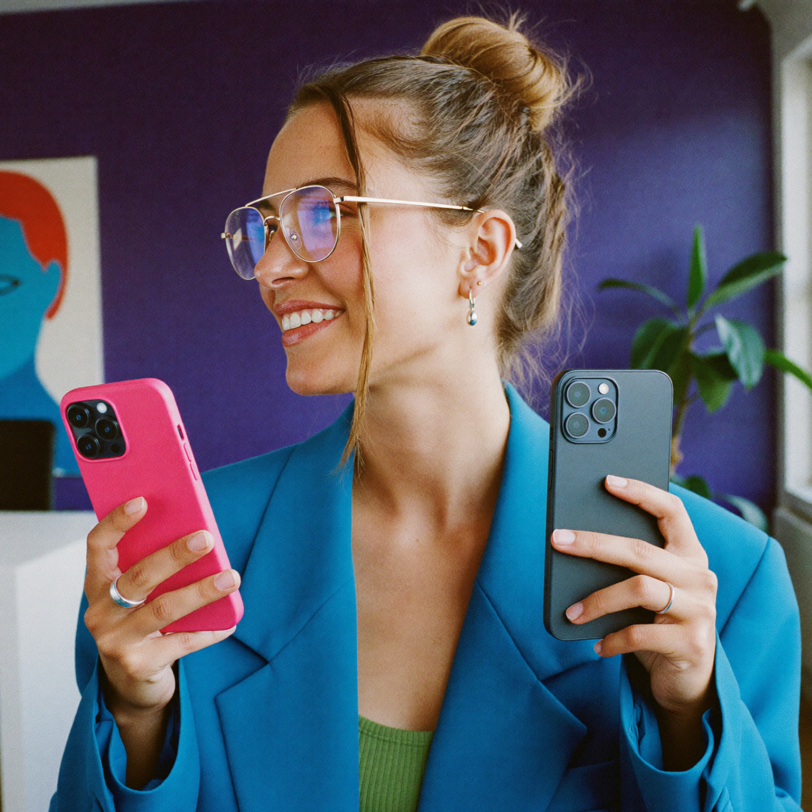 Content Creator vs. Influencer: What’s The Difference, and Does It Even Matter?
